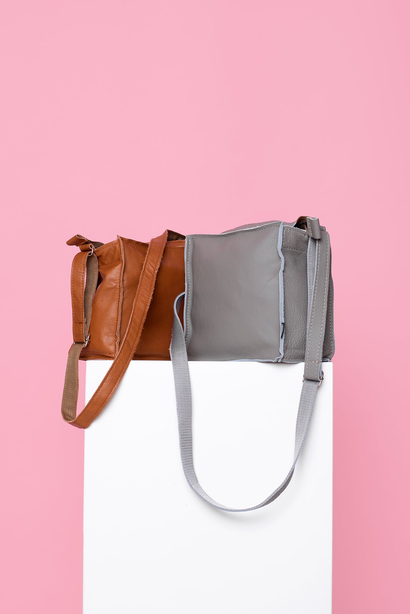 Folk 1 shoulder bag - Light Grey