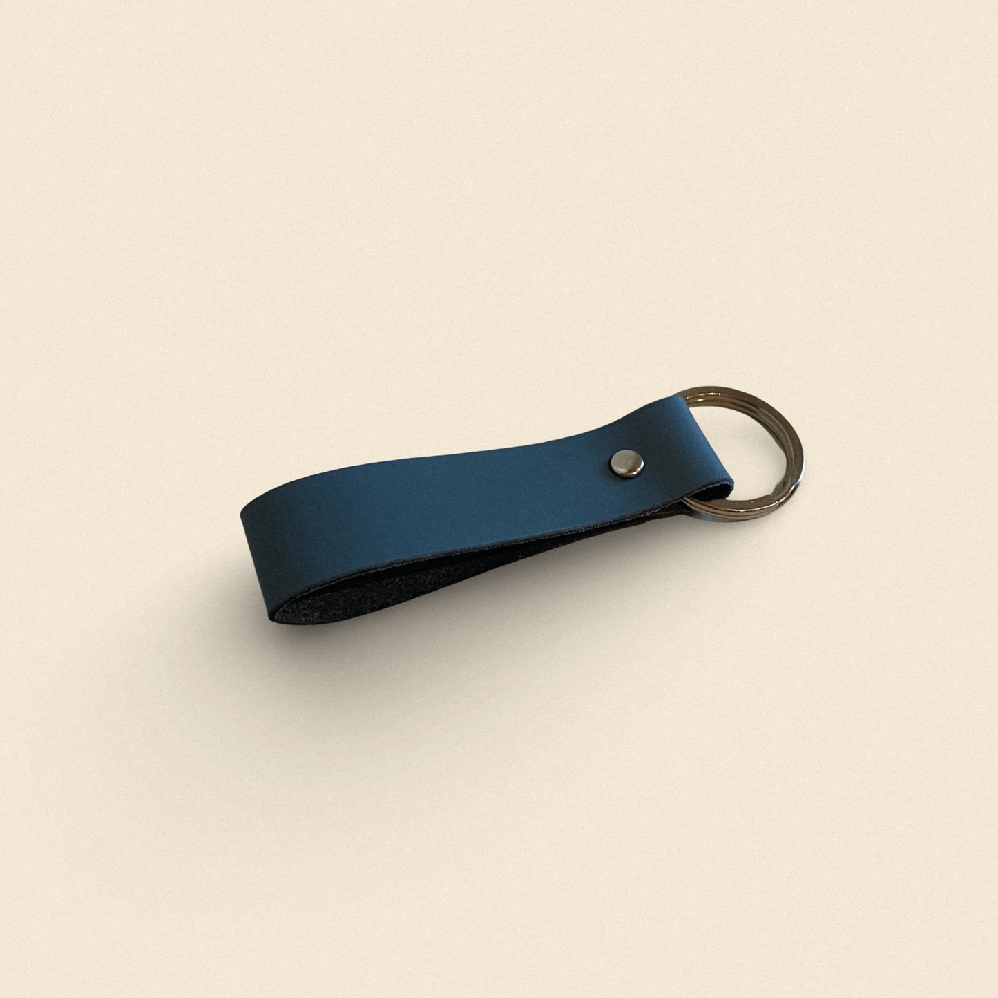 Handmade Leather Keychain - Classic Loop